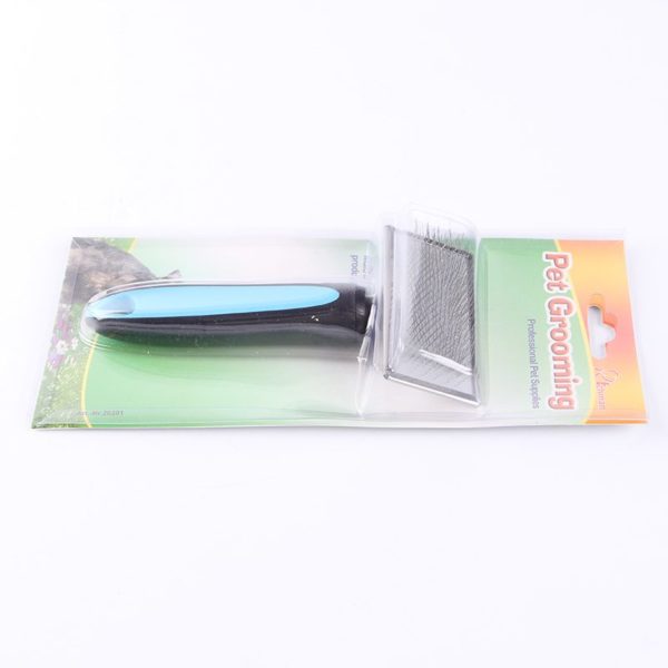 Curved fine-pin pet deshedding dematting grooming brush