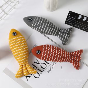 Wholesale catnip cat toy fish by manufacturer