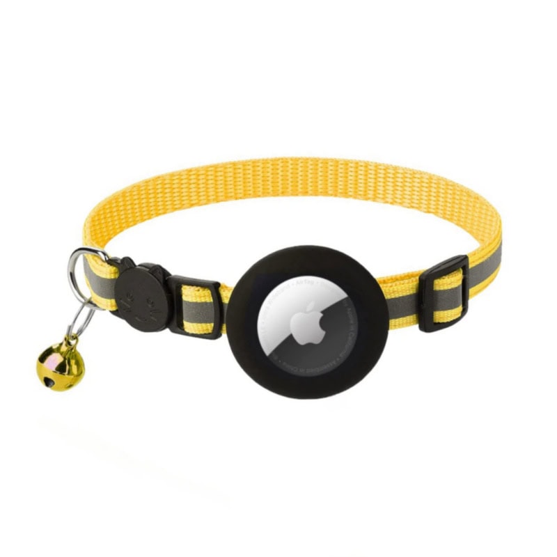 Custom reflective cat collar with air tag protector