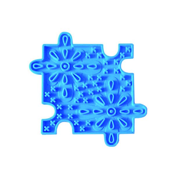 Puzzle-Style Floral Slow Lick Mat