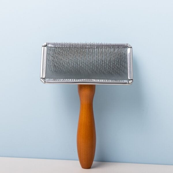Wood grip slicker brush