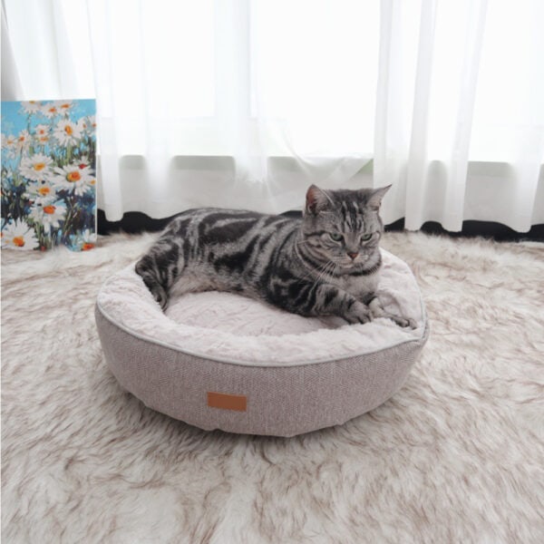 Reversible Sherpa Doughnut Bed