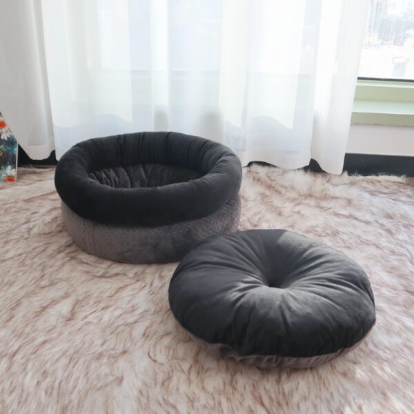 Double-Layer Velvet Donut Bed