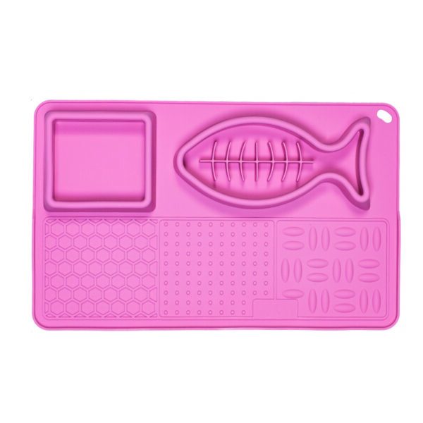 Multi-Compartment Travel & Treat Pet Mat