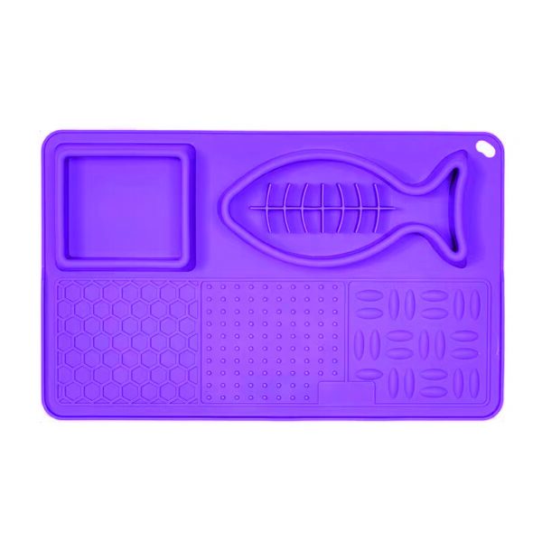 Multi-Compartment Travel & Treat Pet Mat